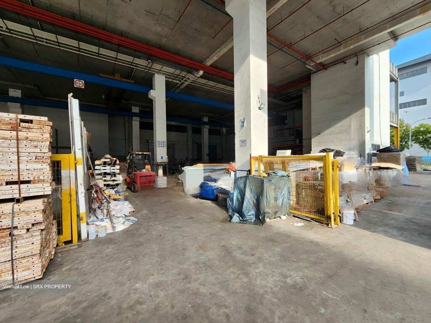 Tampines Industrial Drive (D18), Warehouse #461295501